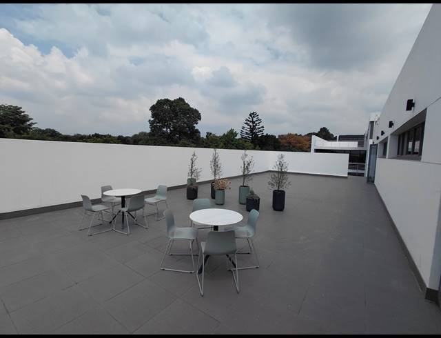 273M² OFFICE TO LET IN BRYANSTON